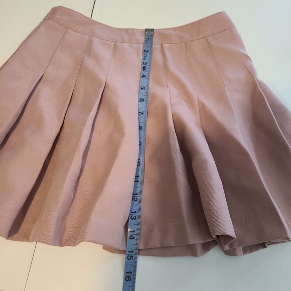 Forever 21 Mini Pleated Skirt - Picture 4 of 7